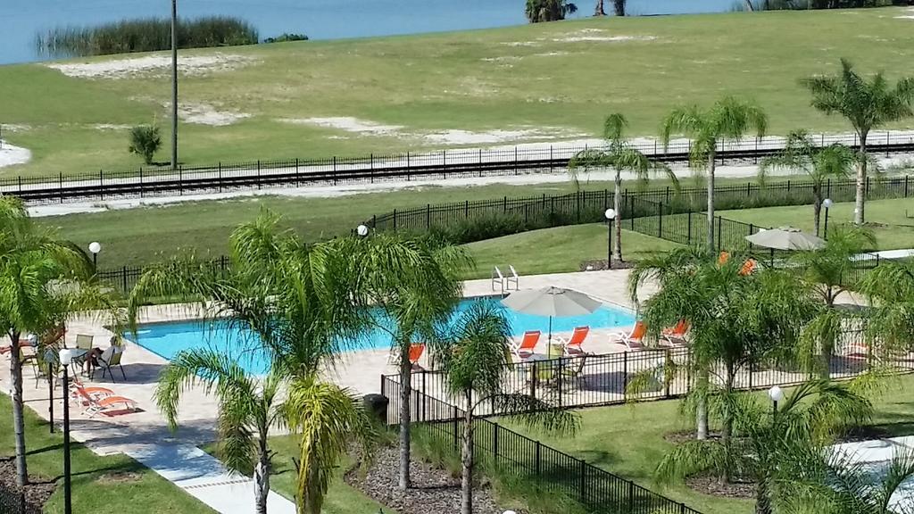 Key West Resort - Lake Dora Tavares Εξωτερικό φωτογραφία